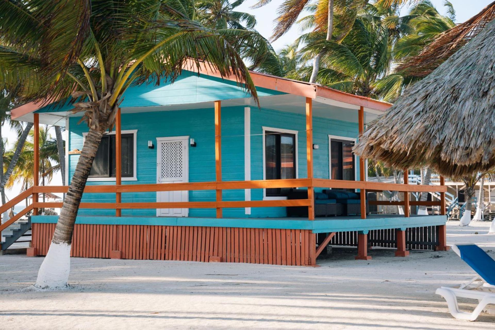 Blue Marlin Beach Resort Dangriga Exteriör bild